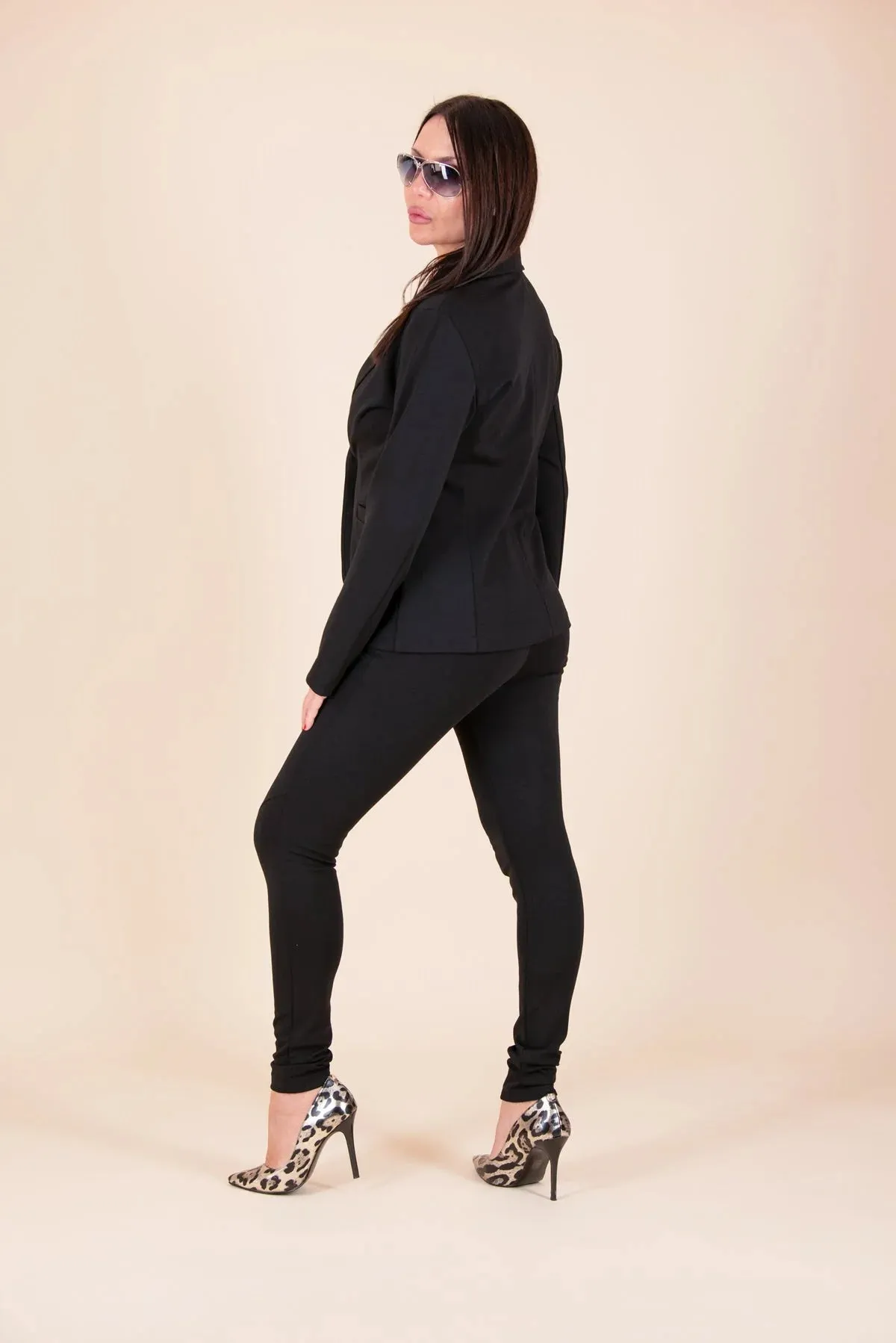 LILI Chic Black Sporty leggings