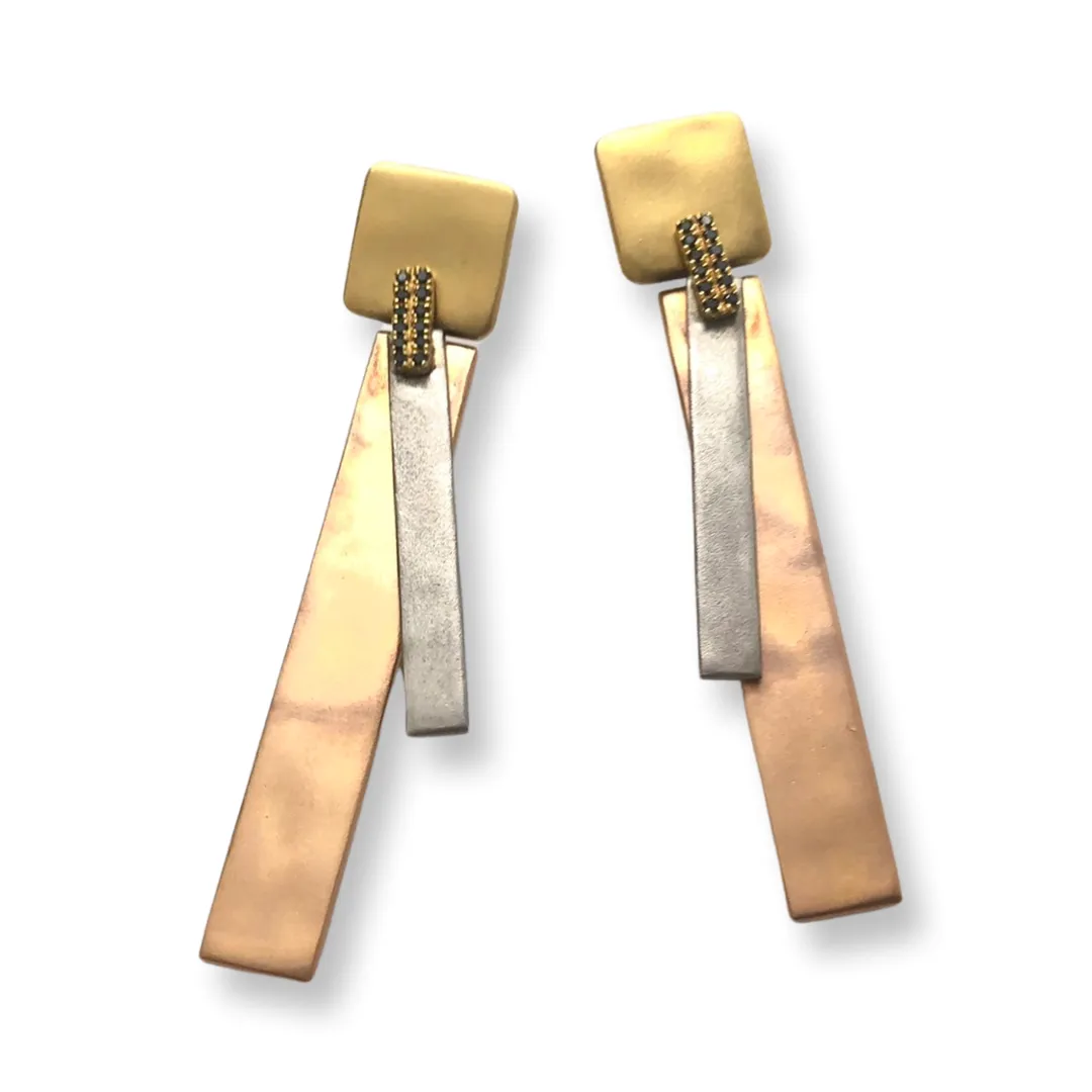 Shift Earring